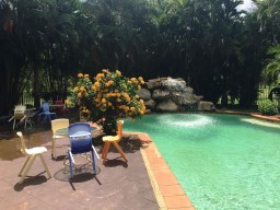 Cairns Rainbow Resort Pool Area